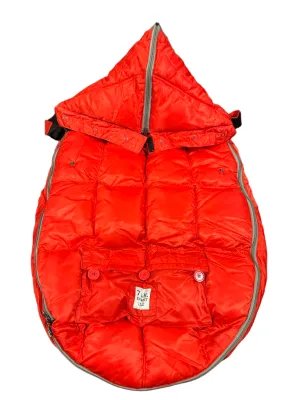 7 A.M. Enfant Le Sac Igloo, Red, Medium (6-18 months)
