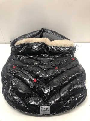 7 A.M. Enfant Polar Igloo Footmuff, Infant