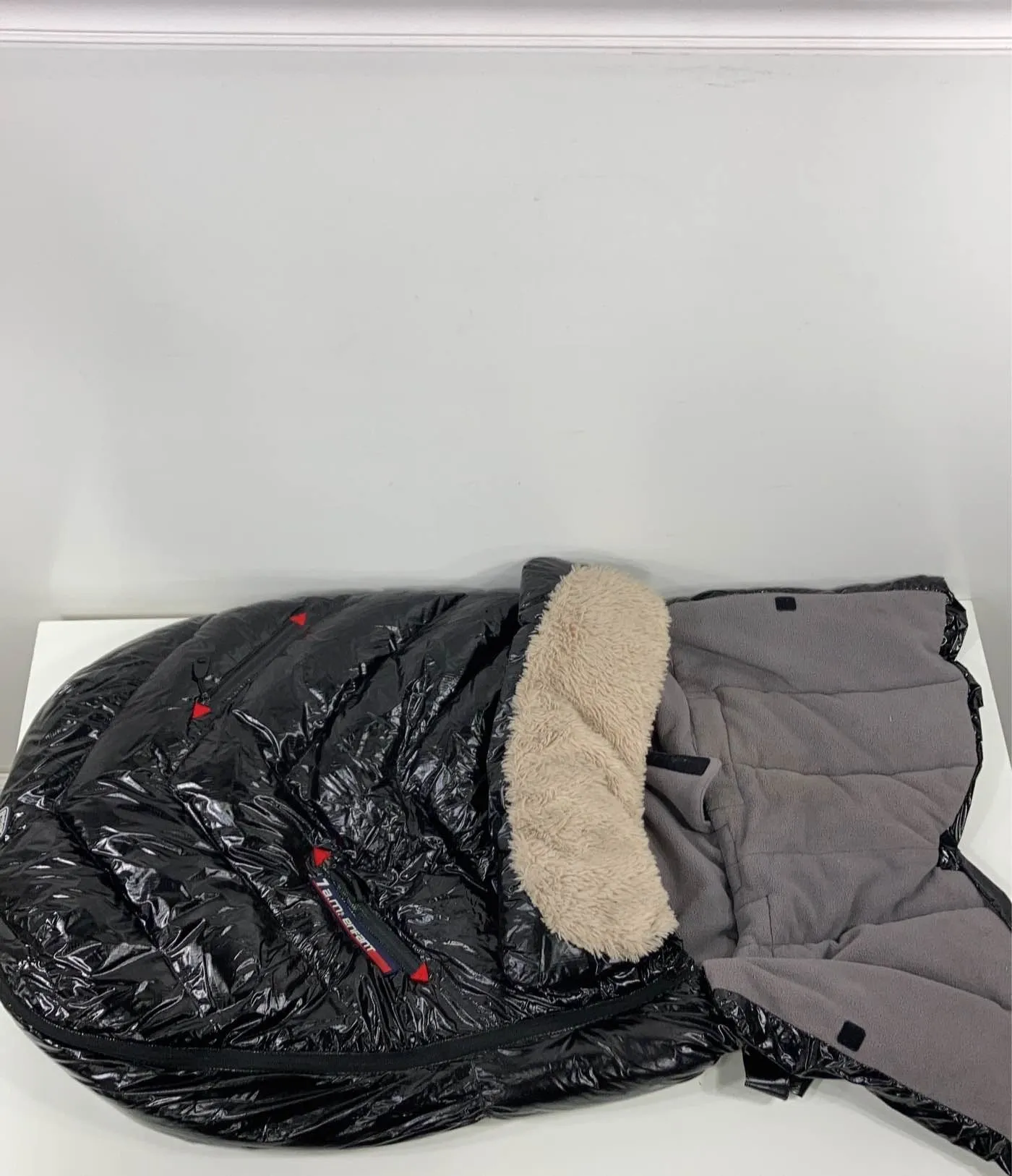 7 A.M. Enfant Polar Igloo Footmuff