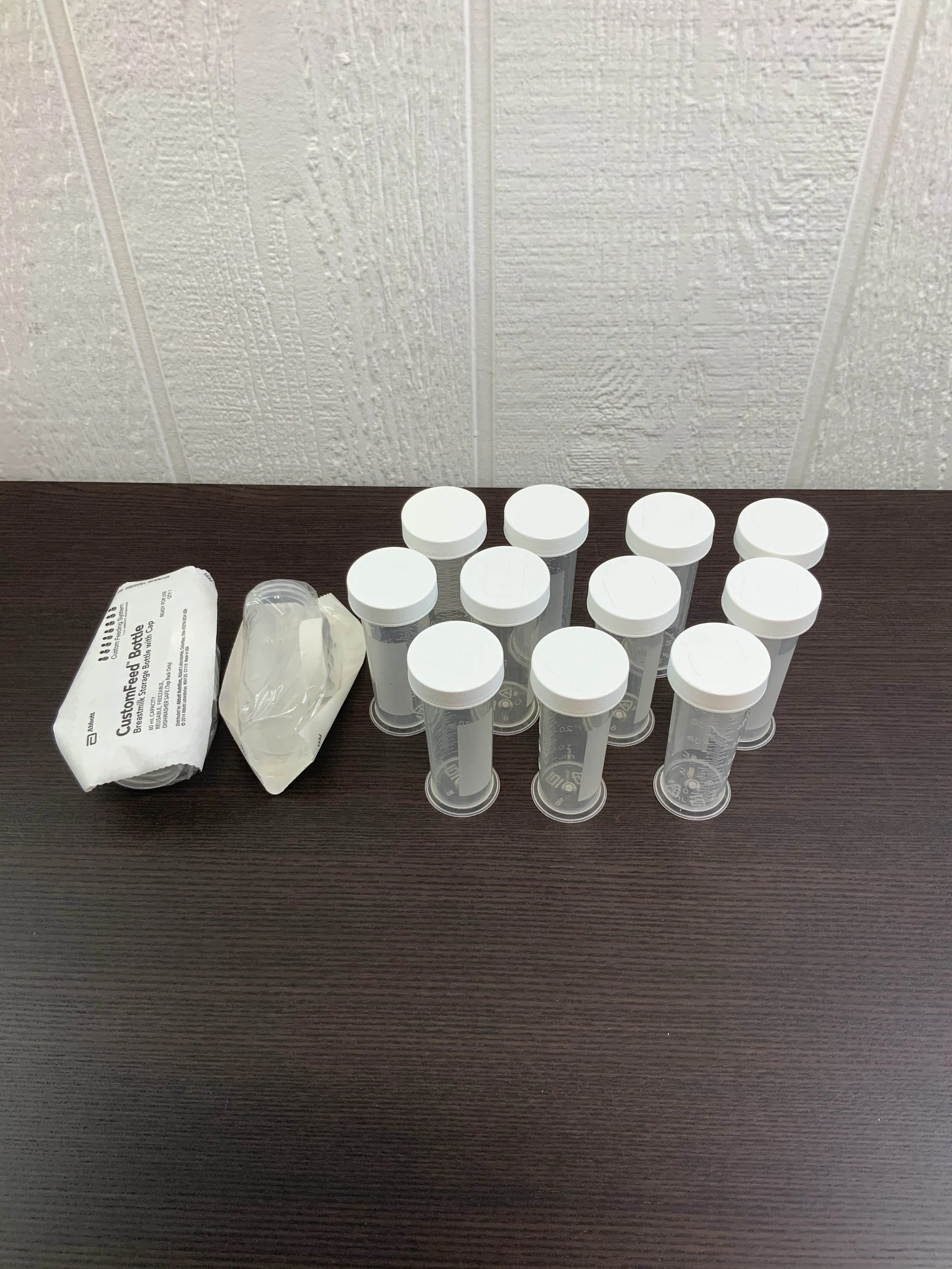 Abbott CustomFeed Breastmilk Storage Bottles With Nipples