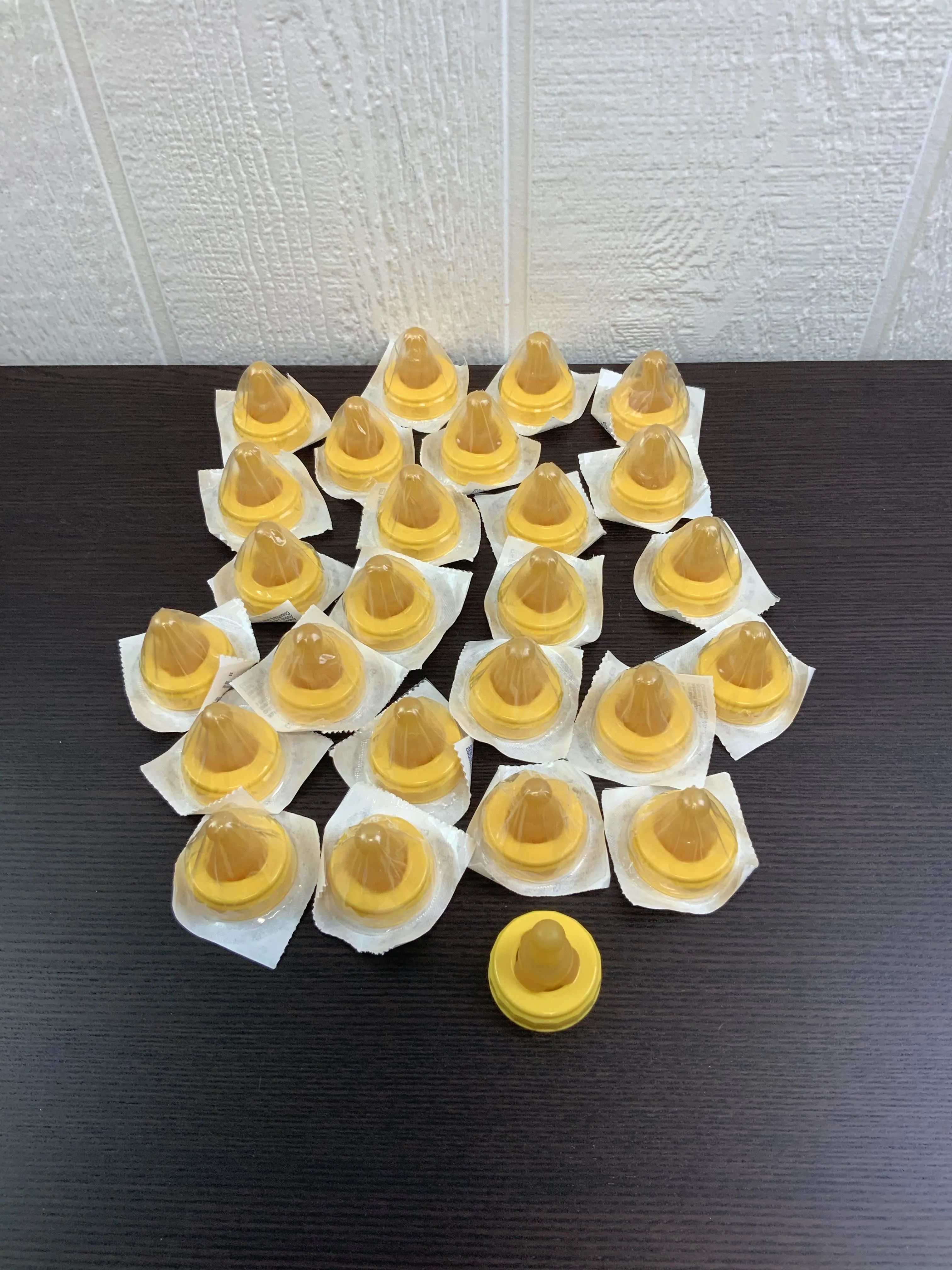 Abbott CustomFeed Breastmilk Storage Bottles With Nipples
