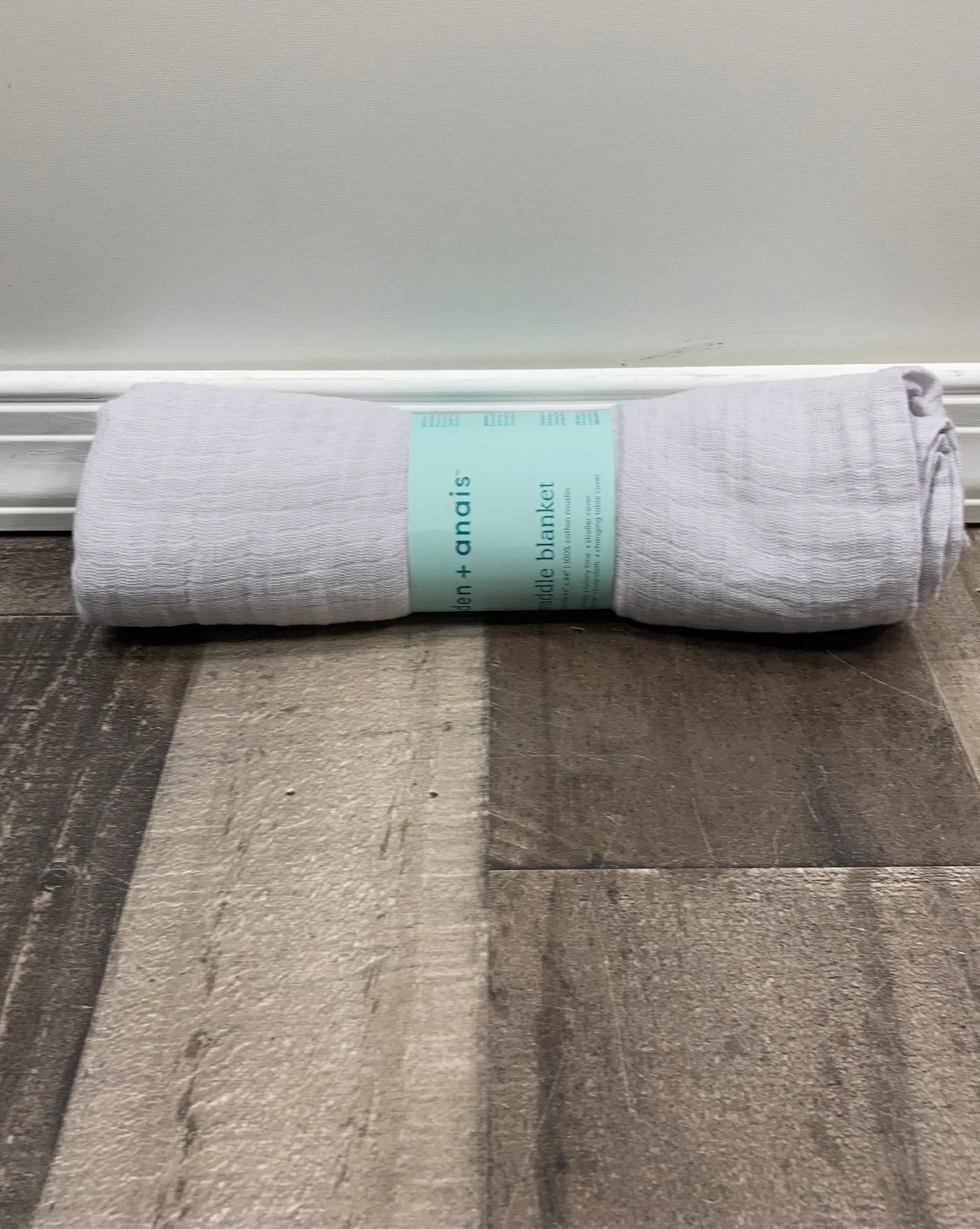 Aden   Anais Swaddle Blanket, White