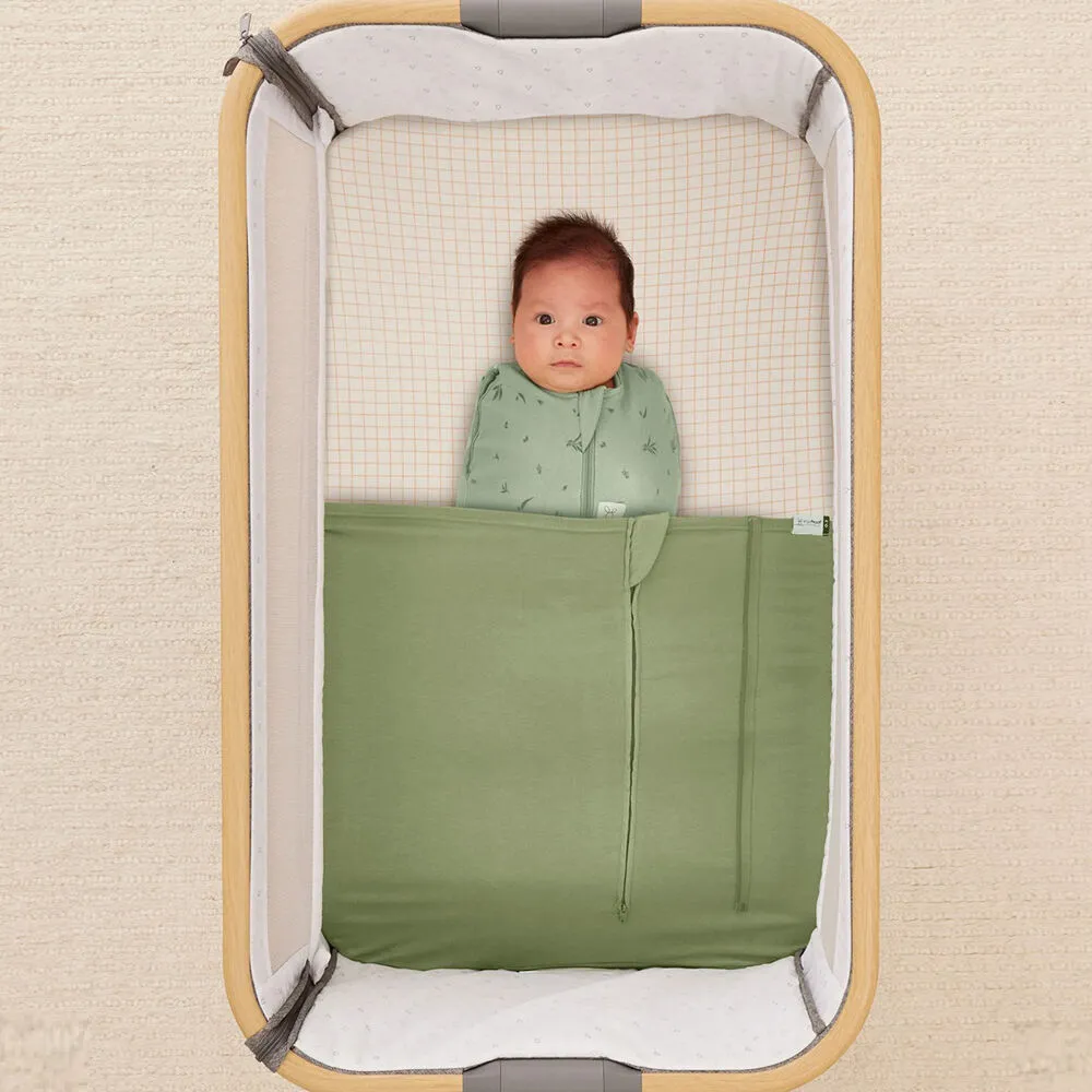 Ergopouch Hug Me Bedside Sleeper Blanket 1.0/2.5 Tog Moss