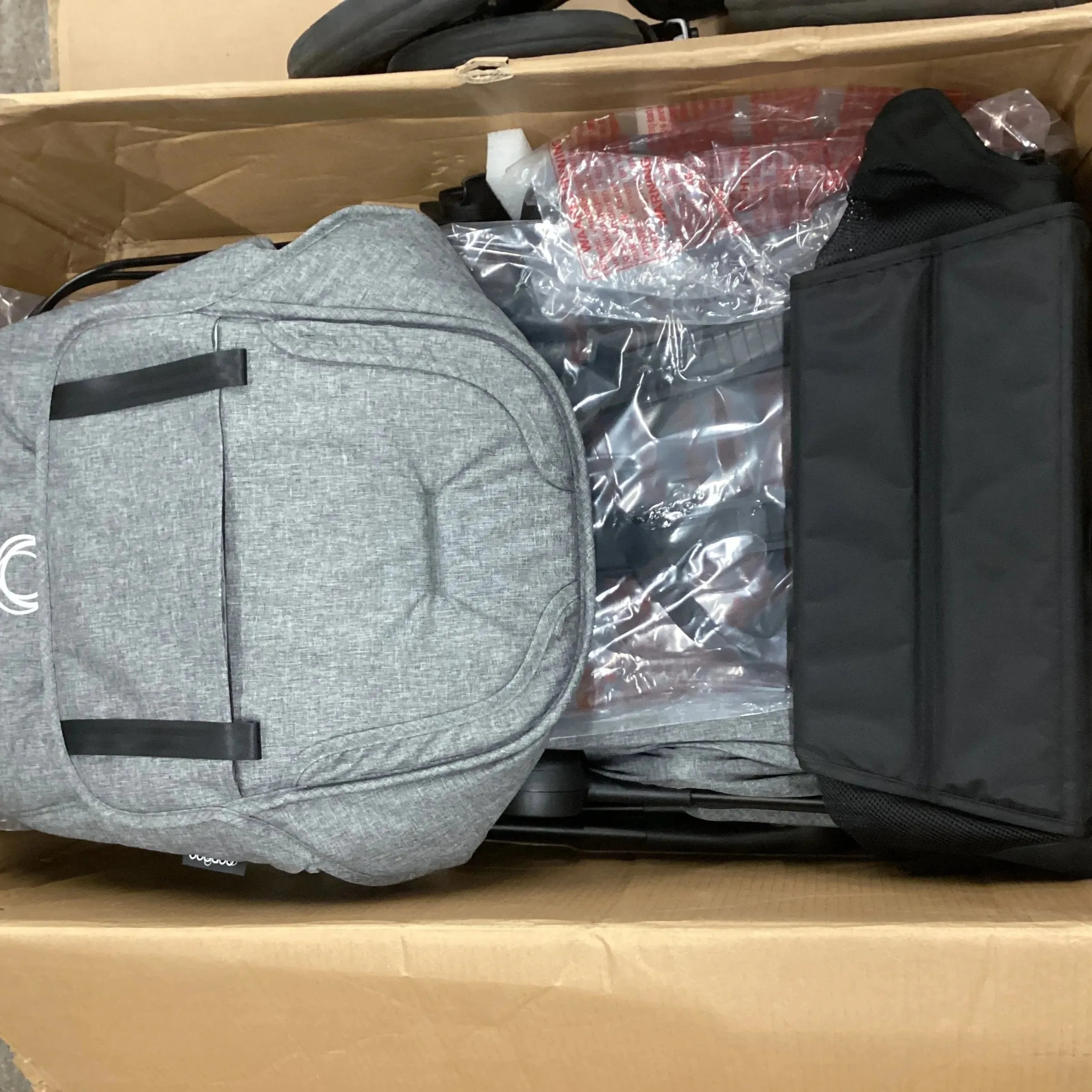 Fox 3 Base - Black/Grey Melange (Sun Canopy Not Included)
