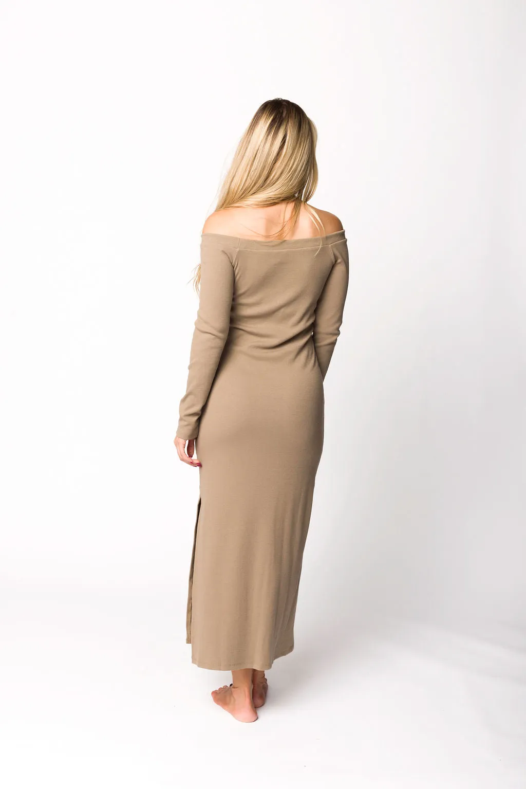Leola Maxi Dress in Burnt Taupe