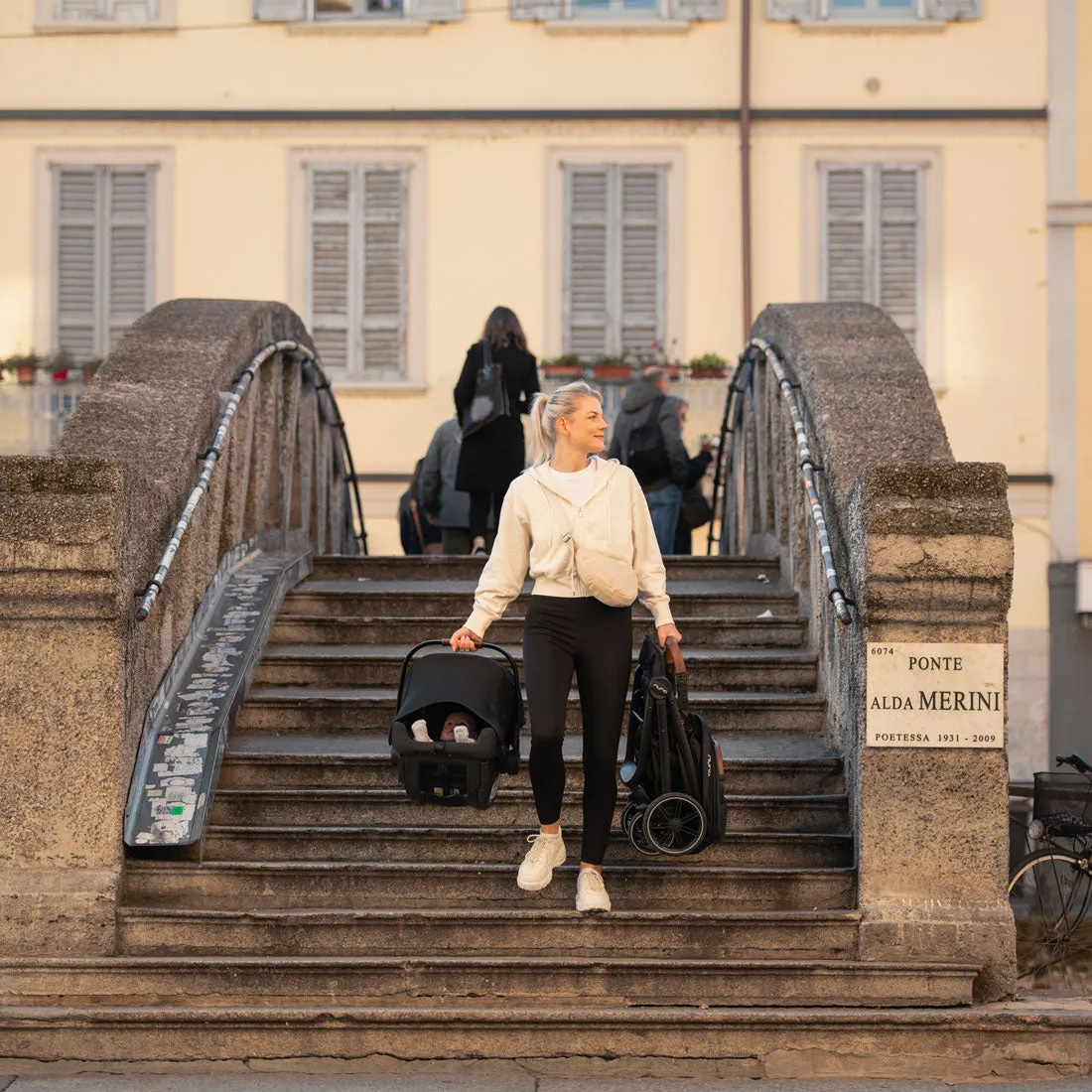 Nuna TRVL LX Stoller and PIPA Urbn Car Seat Travel System