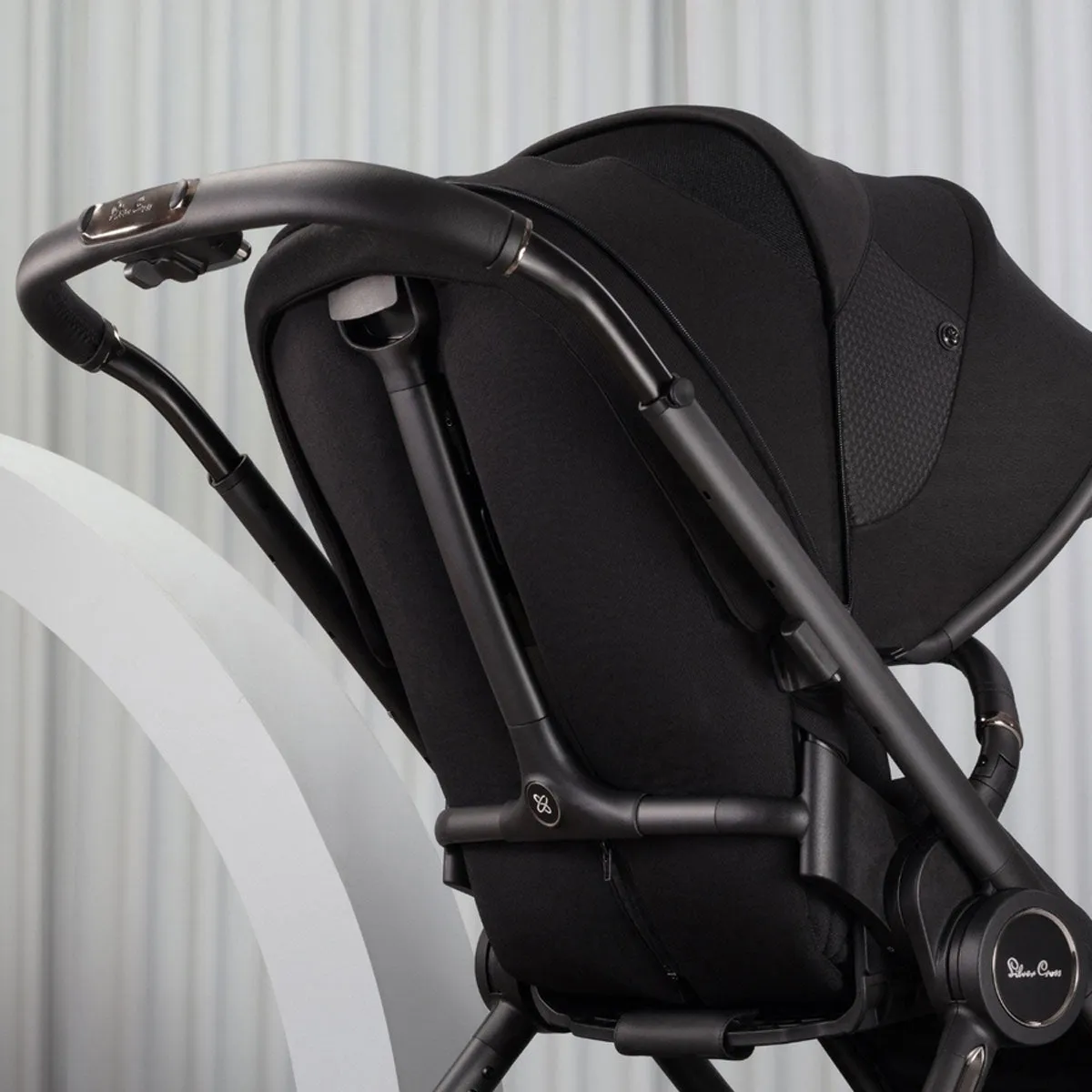 Silver Cross Dune Stroller   Compact Bassinet