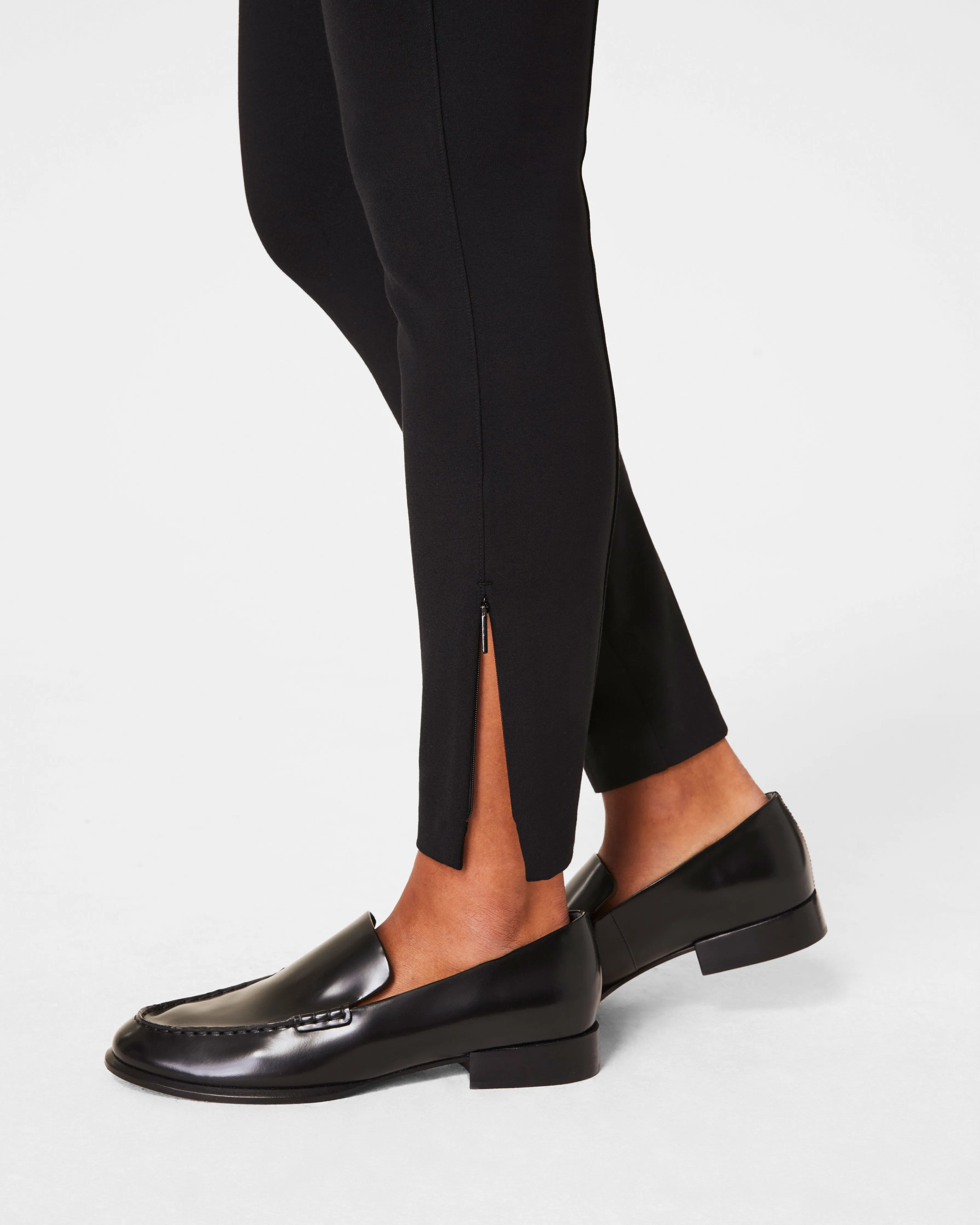 SPANXsupersmooth™ PerfectFit Ponte Zip Legging