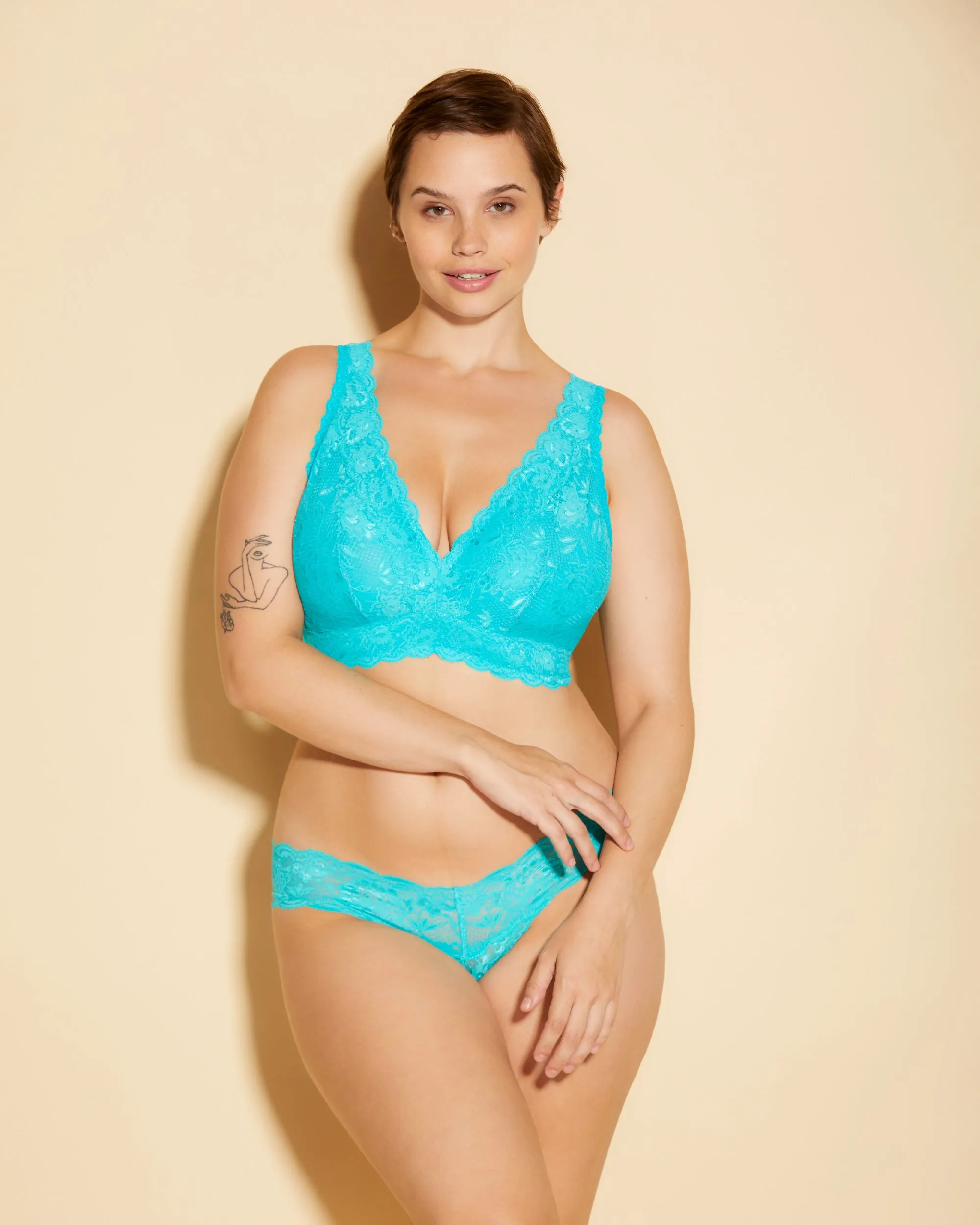 Super Curvy Plungie Longline Bralette