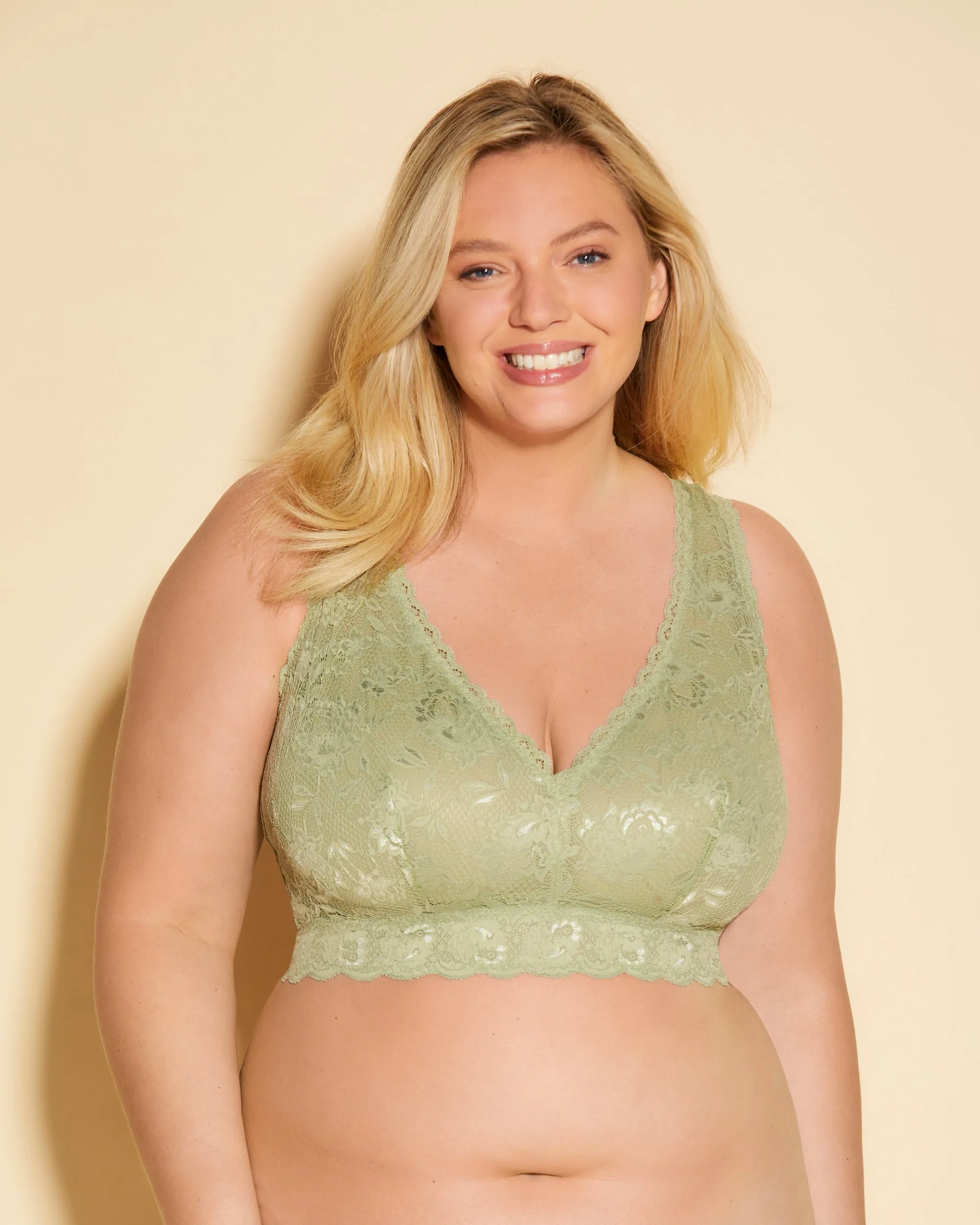 Ultra Curvy Racie Racerback Bralette